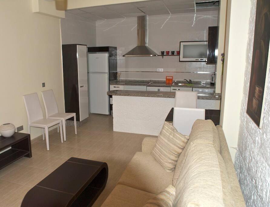 The Beach Is Close But Quiet And Not Noisy Casa Reformada Cerca De La Playa San Pedro del Pinatar Exterior photo